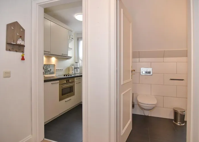 Luv &amp Lee, Whg 4 Westerland